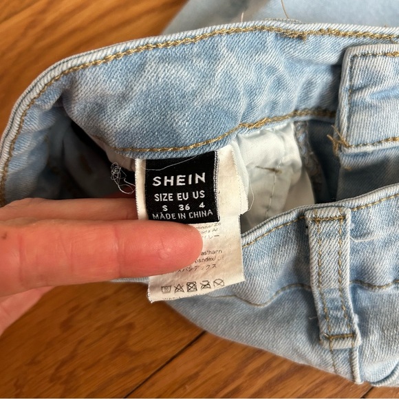 SHEIN Essnce Ripped Raw Cut Skinny Light Blue Distressed Women's Jeans Size 4 - Picture 5 of 7